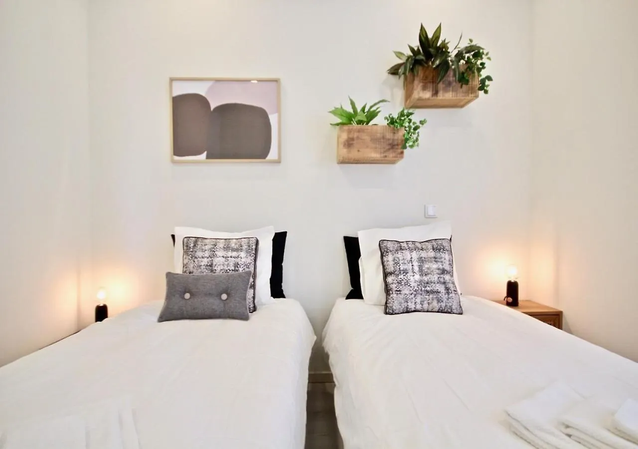 Akicity Santos Lime Lisbon Apartment
