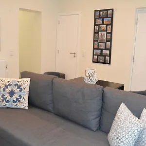 New Charming Flat In The Heart Of Lisbona